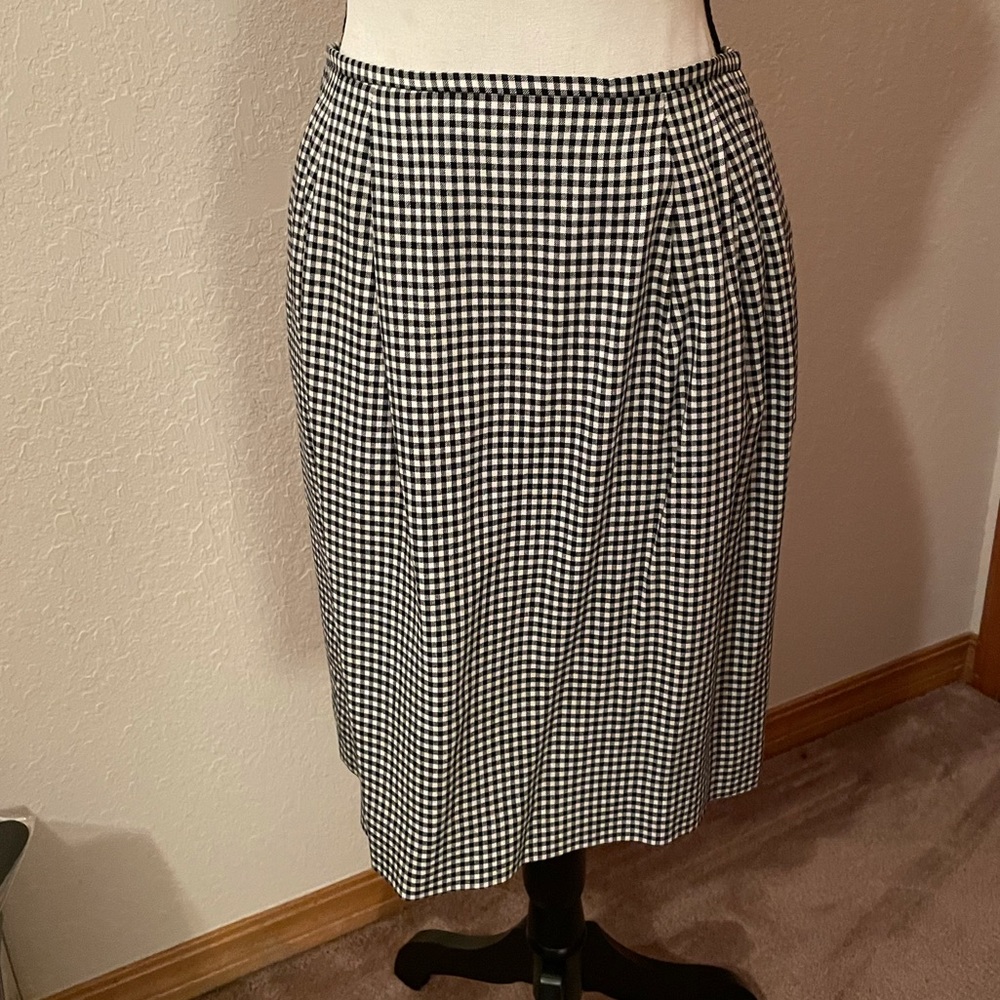 Jones New York skirt